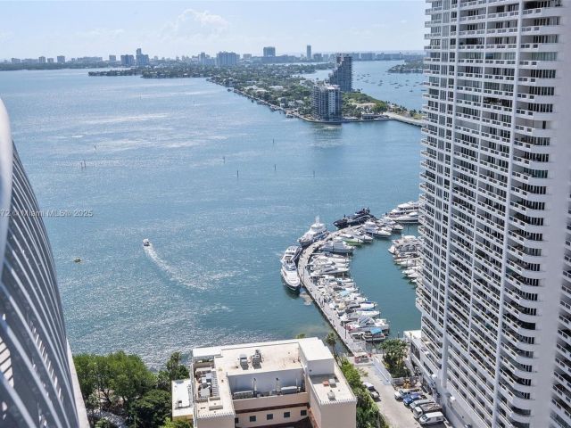 1-bedroom condo for sale in Miami - 1750 N Bayshore Dr 3106 - MondialRealty
