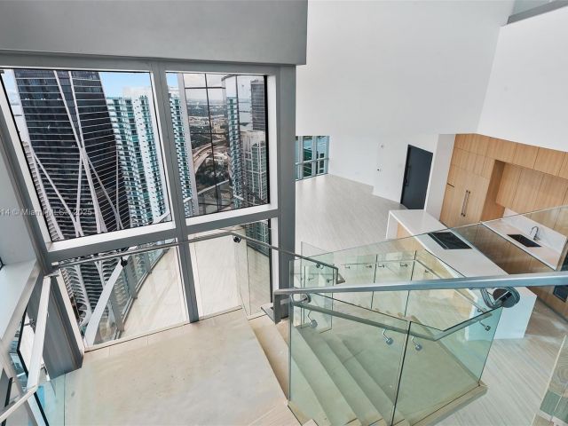 Apartment for sale  Unit #PH 5500 - photo 5931398