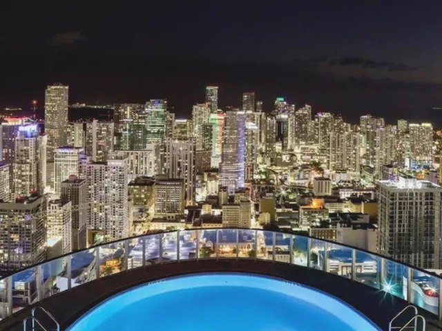 4-bedroom condo for sale in Miami - 851 NE 1st Ave PH 5500 - MondialRealty