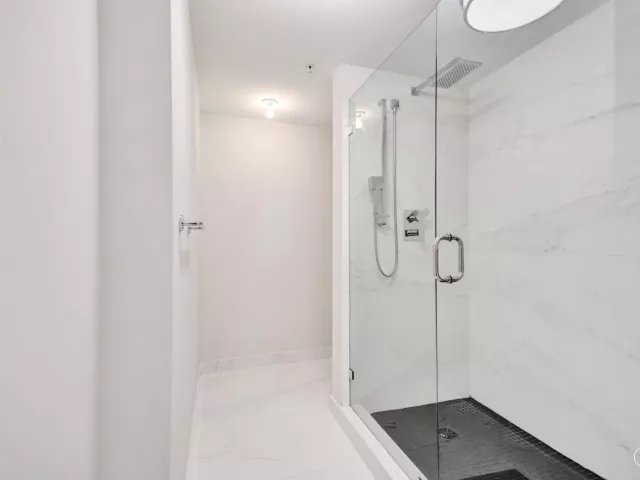4-bedroom condo for sale in Sunny Isles Beach - 400 Sunny Isles Boulevard 2005 - MondialRealty