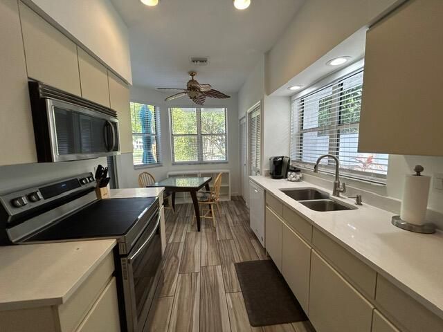 Home for rent at 2225 NW 53rd Street - photo 6598494