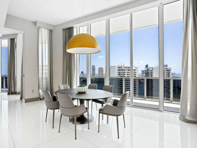 Apartment for sale  Unit #Ph-1 - photo 5935007