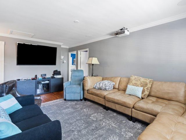 Home for rent at 900 SW 16th Street - photo 5941604