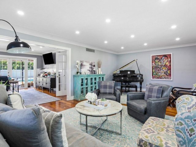 Home for rent at 900 SW 16th Street - photo 5941605