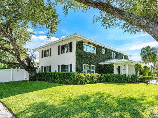 Home for rent at 900 SW 16th Street - photo 5941616