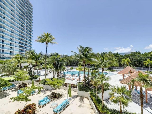 Apartment for rent  Unit #906 - photo 5921810