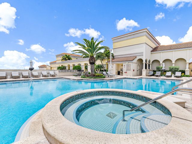 Apartment for rent  Unit #802 - photo 5898229