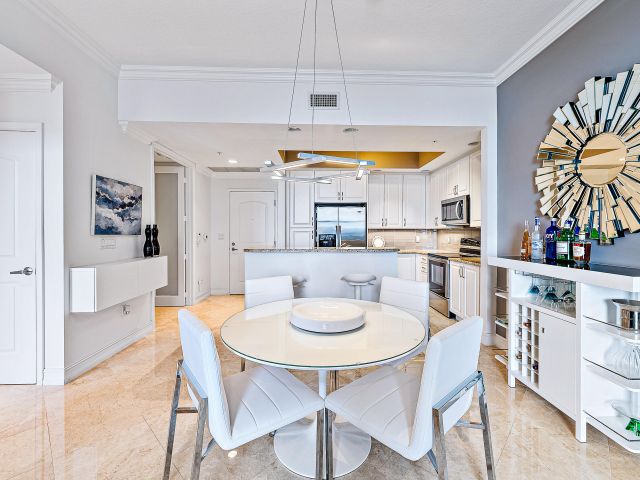 Apartment for rent  Unit #802 - photo 5898240