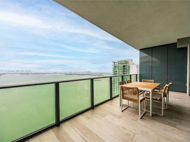 Apartment for sale  Unit #4906 - photo 6077775