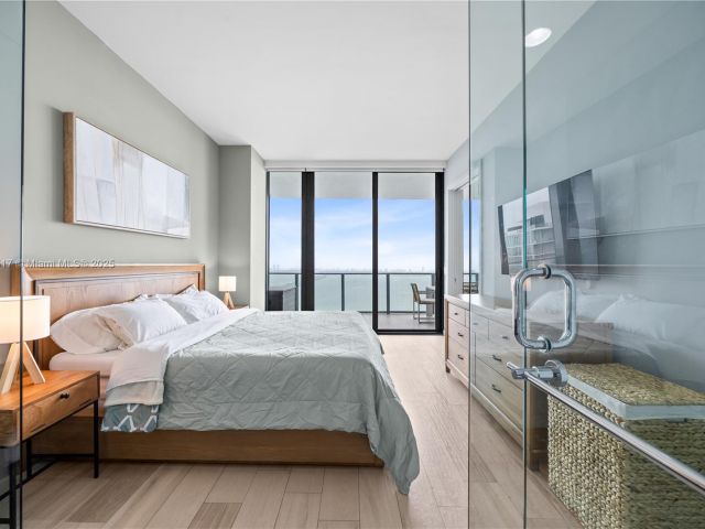 Apartment for sale  Unit #4906 - photo 6077788