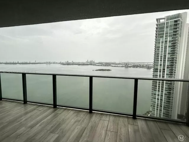 2-bedroom condo for sale in Miami -  - MondialRealty