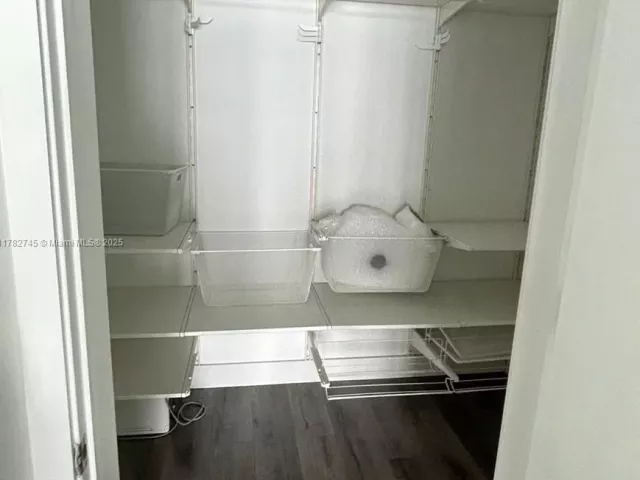 2-bedroom condo for sale in Miami -  - MondialRealty