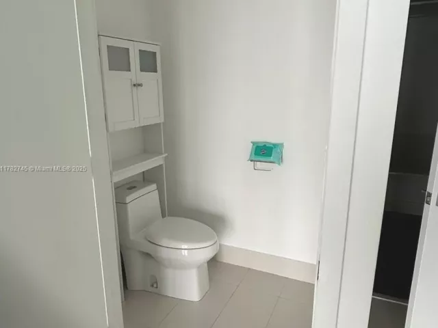 2-bedroom condo for sale in Miami -  - MondialRealty