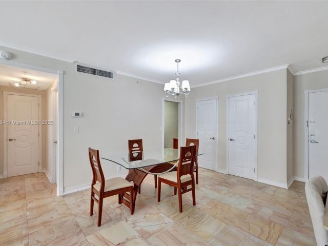 Apartment for sale  Unit #1507 - photo 5919850