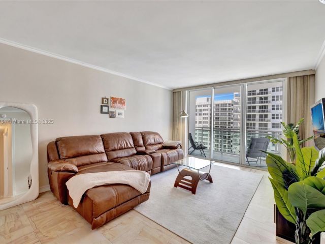 Apartment for sale  Unit #1507 - photo 5919853