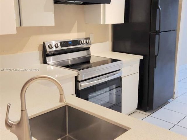 Home for sale at 412 NW 108th Ter - photo 5884010