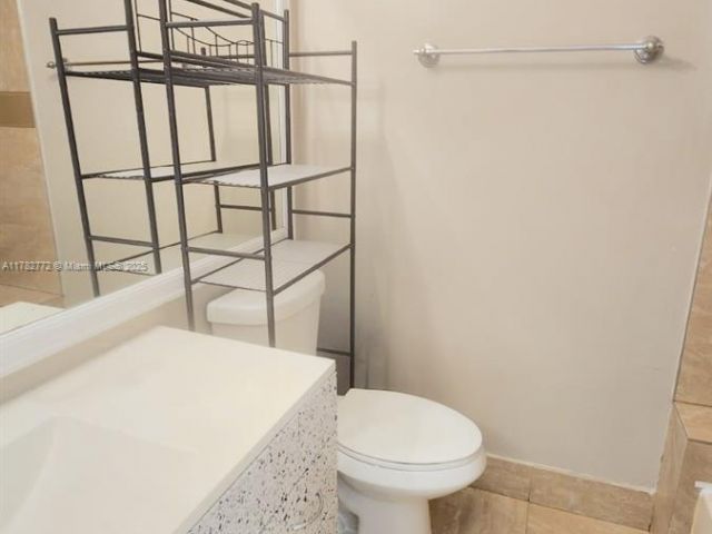 Home for sale at 412 NW 108th Ter - photo 5884011