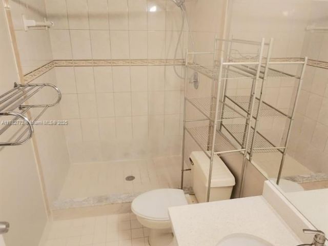 Home for sale at 412 NW 108th Ter - photo 5884016