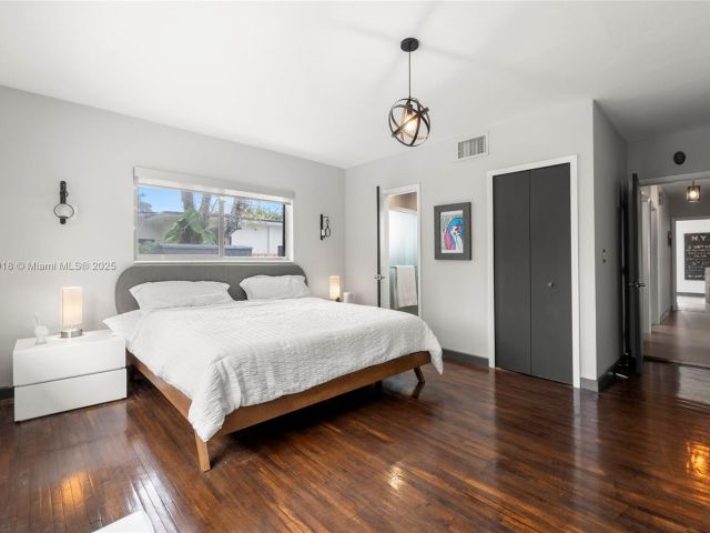 Home for sale at 425 NE 114th St - photo 5956144