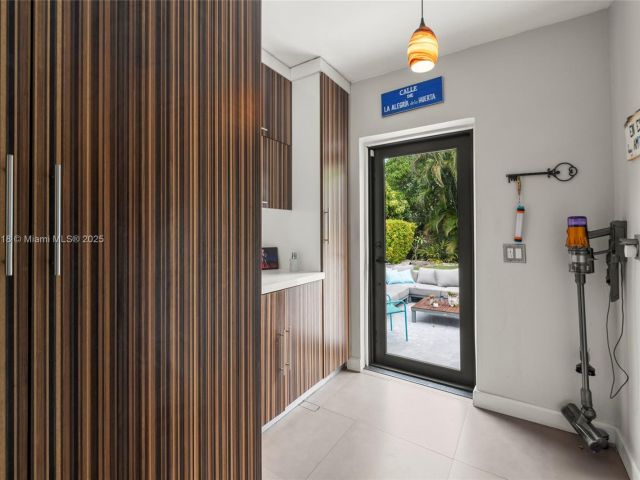 Home for sale at 425 NE 114th St - photo 5956149