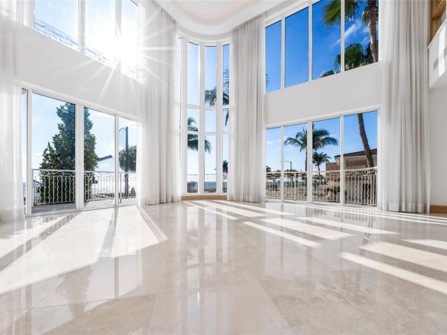 Home for sale at 1525 N Fort Lauderdale Beach Blvd - photo 6028409