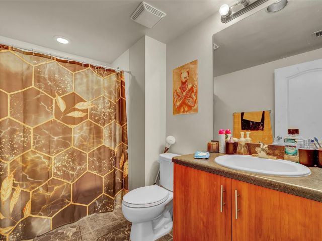 Apartment for sale  Unit #815 - photo 5902168