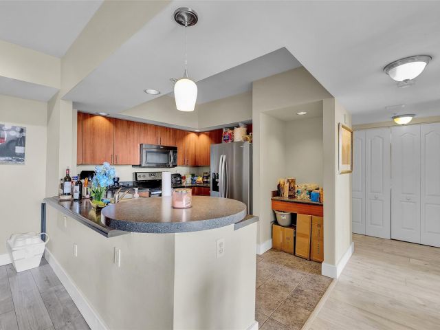 Apartment for sale  Unit #815 - photo 5902176