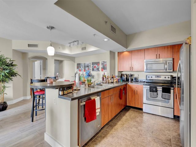 Apartment for sale  Unit #815 - photo 5902177