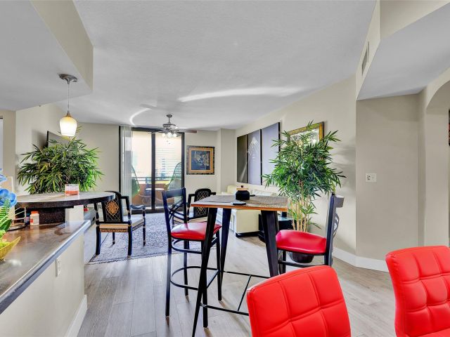 Apartment for sale  Unit #815 - photo 5902178