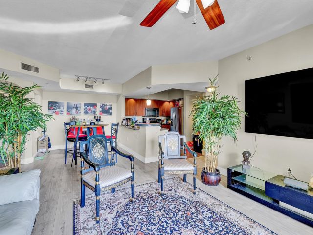 Apartment for sale  Unit #815 - photo 5902181