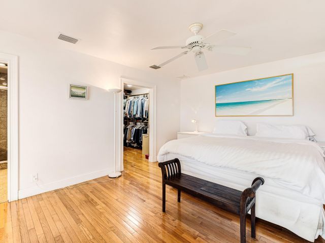 Home for sale at 2200 SE 8th St - photo 5980716