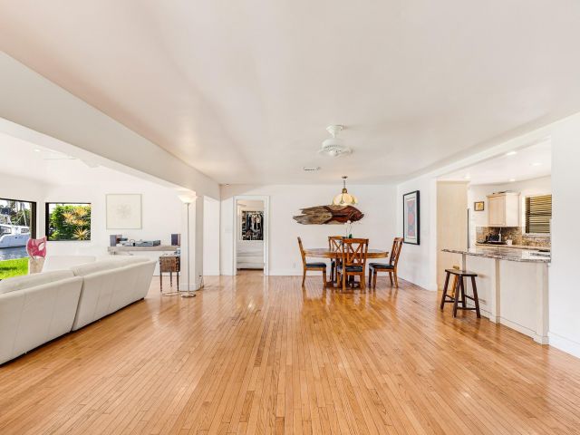 Home for sale at 2200 SE 8th St - photo 5980722