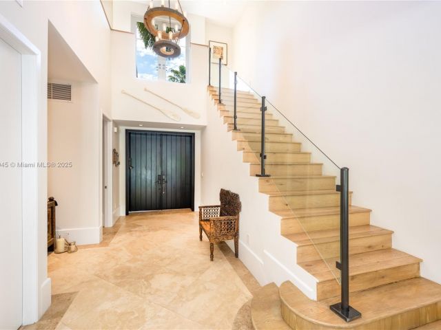 Home for sale at 31 Island Dr - photo 6112892