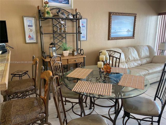 Apartment for rent  Unit #8H - photo 5900909