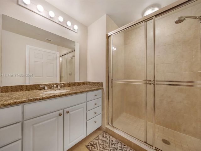 Apartment for sale  Unit #219 - photo 5937505