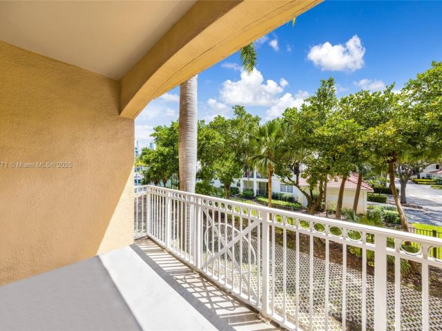 Apartment for sale  Unit #219 - photo 5937513