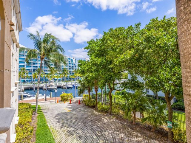 Apartment for sale  Unit #219 - photo 5937514