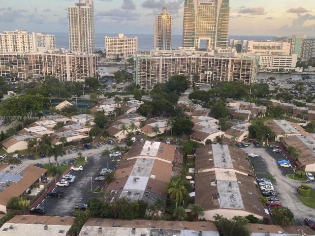 Apartment for sale  Unit #2103 - photo 5902446