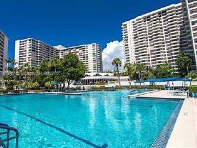 Apartment for rent  Unit #2103 - photo 5902434