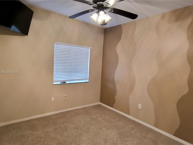 Home for sale at 650 SE 30th Dr - photo 5869456