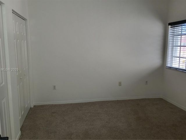 Home for sale at 650 SE 30th Dr - photo 5869457