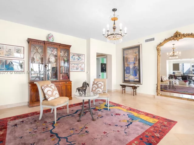 4-bedroom condo for sale in Fisher Island -  - MondialRealty