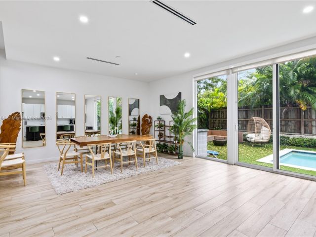 Home for rent at 1816 SW 23rd St - photo 6264355