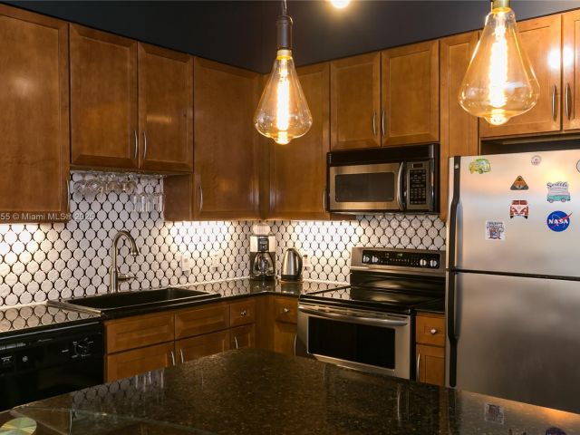 Apartment for rent  Unit #3306 - photo 5926709