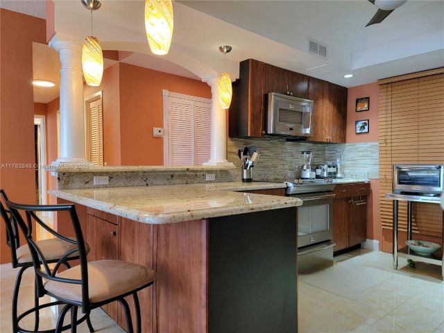 Apartment for rent  Unit #1210 - photo 5901575