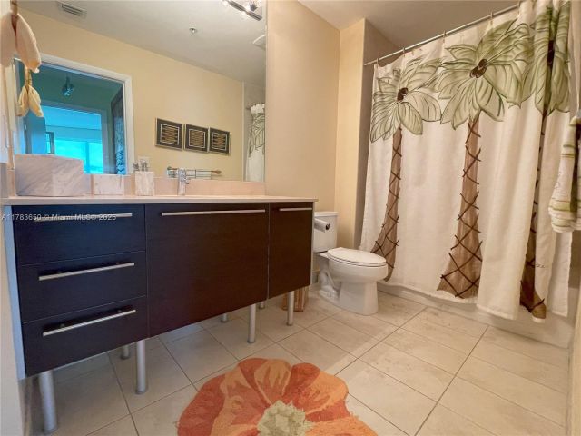 Apartment for sale  Unit #2404 - photo 5928569