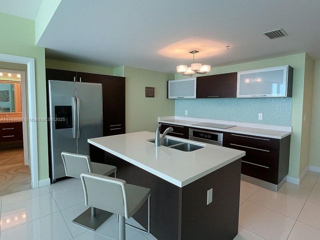 Apartment for sale  Unit #2404 - photo 5928570