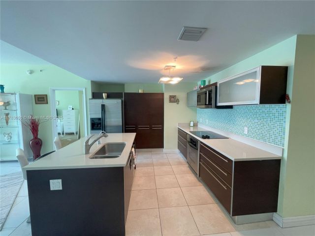 Apartment for sale  Unit #2404 - photo 5928571