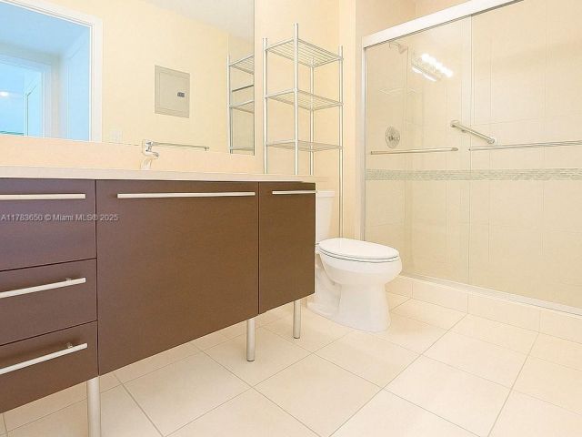 Apartment for sale  Unit #2404 - photo 5928581