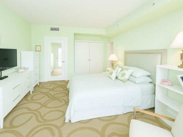 Apartment for sale  Unit #2404 - photo 5928583